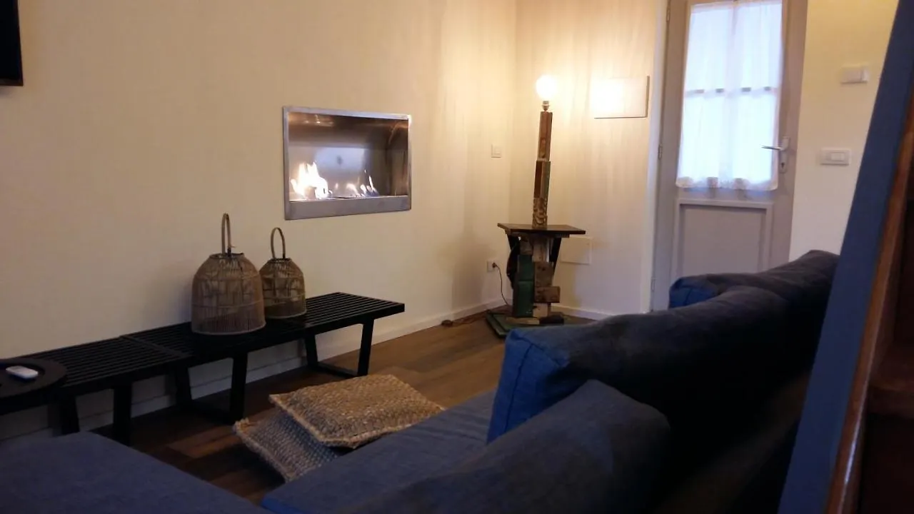 A Casa Di Sophi Lago Maggiore Private Outdoor Sauna Apartment Angera 0*,
